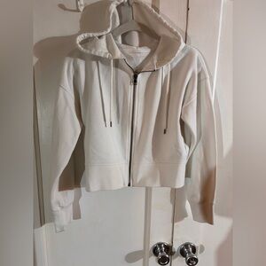 Amazon Cream Full-Zip Cropped Hoodie with Drawstring